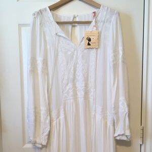 NWT White Embroidered Maxi Dress